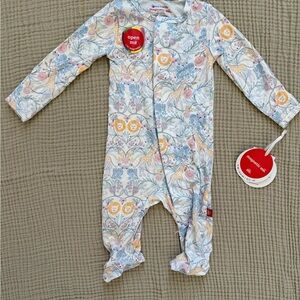 Magnetic Me 0-3 months Modal Footie